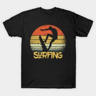 Vintage Surfing Gift For Sufing Summer Holidays At The Beach T-Shirt